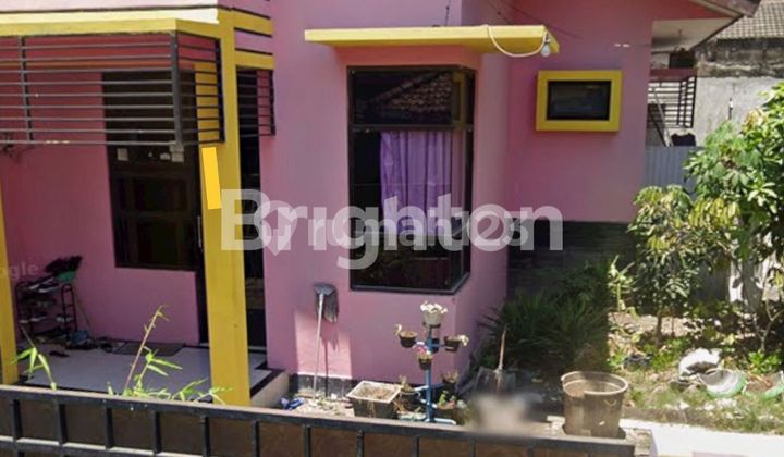 Rumah nyaman di Kebomas turun harga