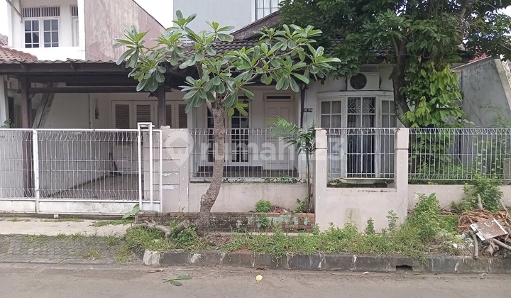 Rumah Strategis di Tanjung Barat Indah