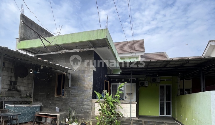 Ready-to-Occupy House in Permata Green Cinere Ready-to-Occupy House in Permata Green Cinere