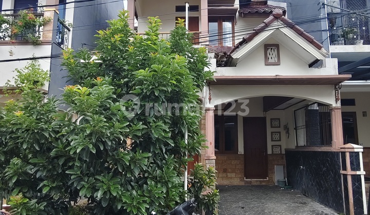 2-Story House in Pesona Khayangan, Land Area 105M²