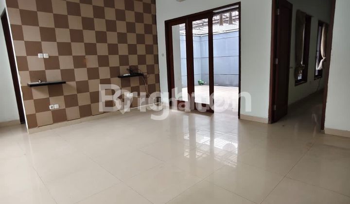 HUNIAN STRATEGIS DI PESONA KHAYANGAN 2