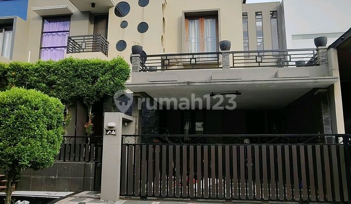 Hunian Strategis di Pesona Khayangan