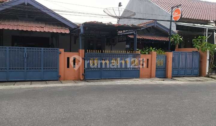 Rumah Strategis Siap Huni di Jalan Mahakam Depok Timur