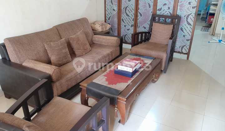 Hunian Strategis di Pesona Khayangan 2