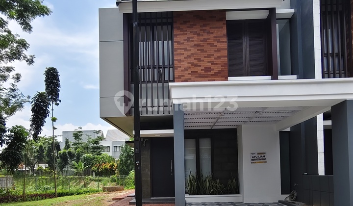Rumah Modern Minimalis di Cimanggis Golf Estate