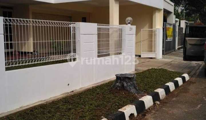 Strategic House in Tanjung Barat 2