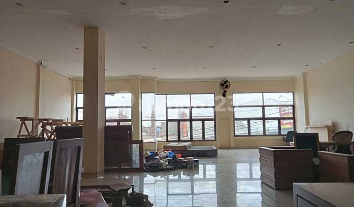 Strategic 2-Story Shop House on Kemakmuran Raya, Depok 2