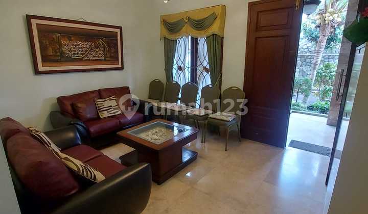 Hunian Strategis di Pesona Khayangan 2