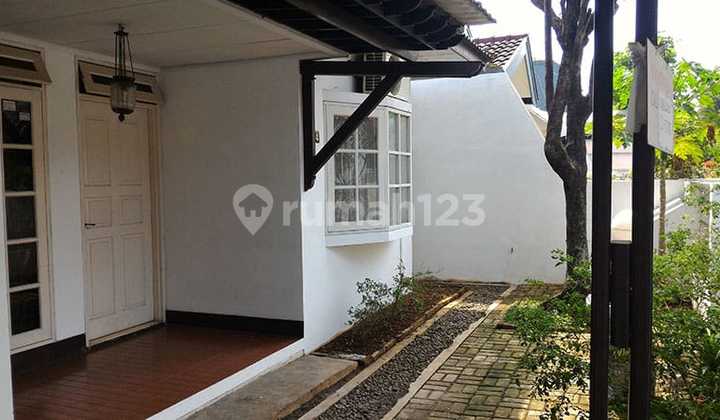 Rumah Strategis di Tanjung Barat Indah 2