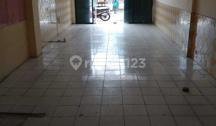 Strategic Shop House on Margonda Main Road 2