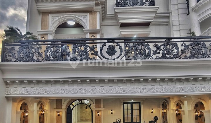 Jap249.Rumah Pojok Dlm Cluster Langsung Jalan Utama Jagakarsa