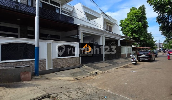 Rumah Second Fully Furnished Dalam Komplek di Duren Sawit /Tp81