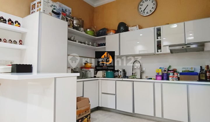 T94 Good and Sturdy 2.5-Story House Within a Complex in Cipinang, East Jakarta 2