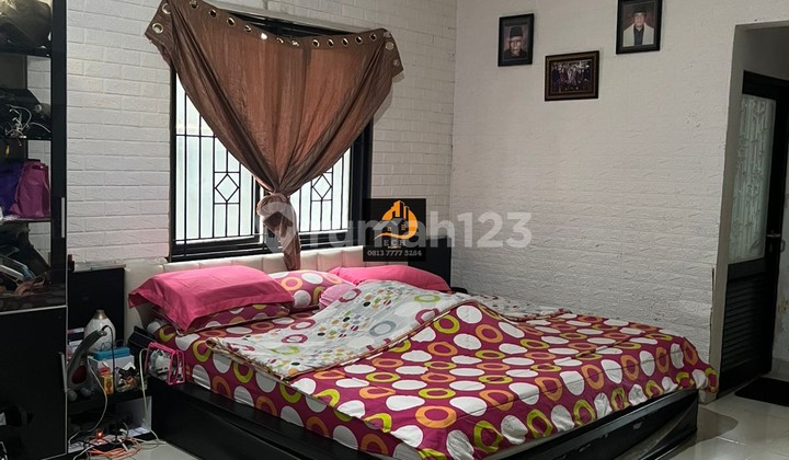 T107 Price Drop For Sale Second House Inside DKI Kav Complex, Kelapa. 2