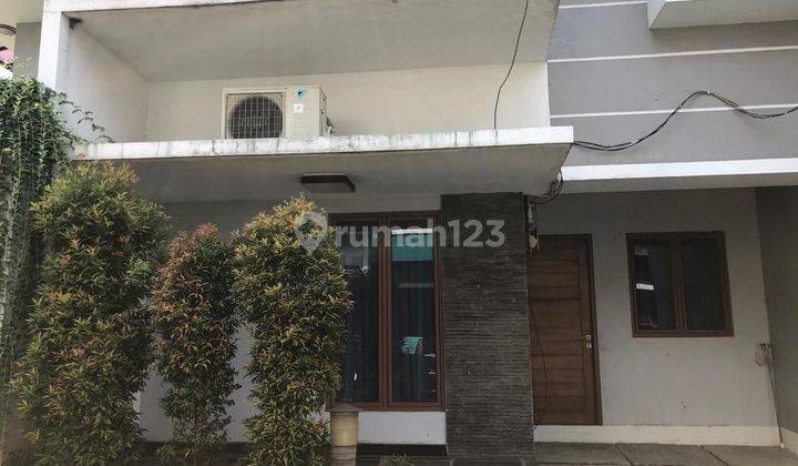 S503.rumah Mewah Dgn Private Pool Luas228m Strategis di Cijantung 2