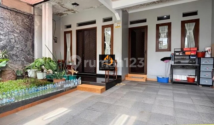 Tp19 Dijual Rumah Second Dalam Komplek One Gate di Pondok Kelapa 2