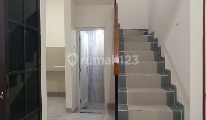 Strategic Ready-to-Occupy House Near Main Road and Toll Gate, Flood-Free. 2
