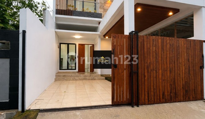 New and Sturdy House in a Complex in Duren Sawit, East Jakarta/D33