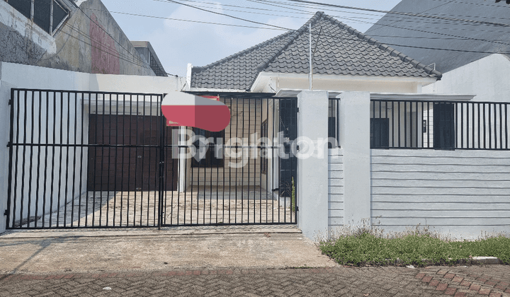 Disewakan Rumah Baru Renov kawasan Manyar 1