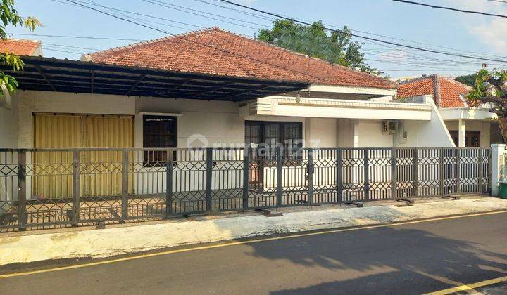 Dijual Rumah Siap Huni Di Lampersari Strategis Bisa Untuk Toko 1