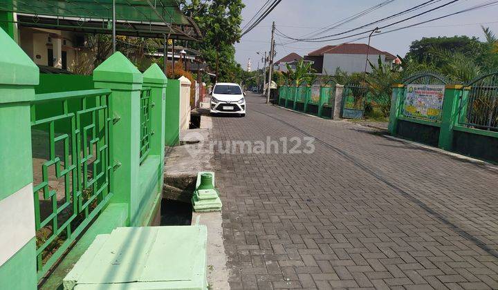 Rumah Luas Supriyadi 