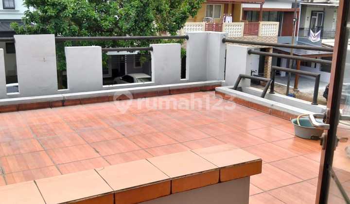 Dijual Cepat Rumah Terawat Semi Second Boulevard Kota Wisata  2