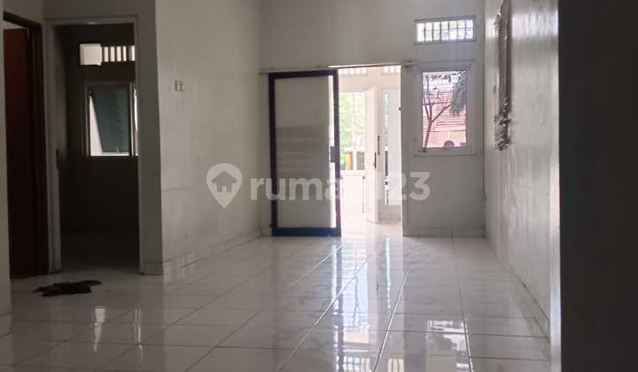 For Sale Ready-to-Occupy House In Villa Nusa Indah 5 (boulevard) 2