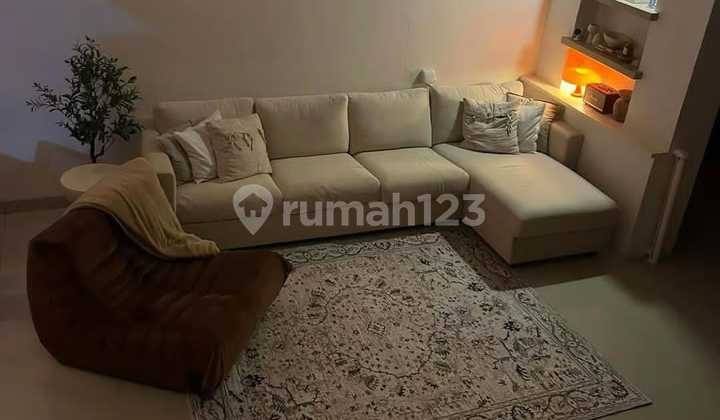 Di Jual Rumah 2 Lantai Aestetik dan Rapih Semi Furnish di Jagakarsa Jakarta Selatan