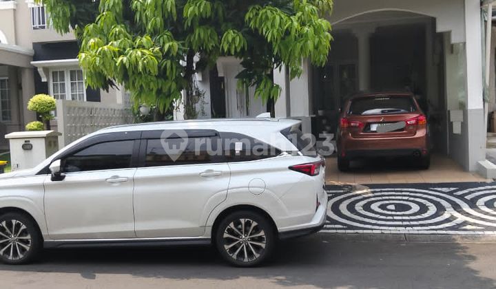 Dijual Cepat Rumah Cantik 2,5Lantai Dalam Cluster Idaman Kota Wisata