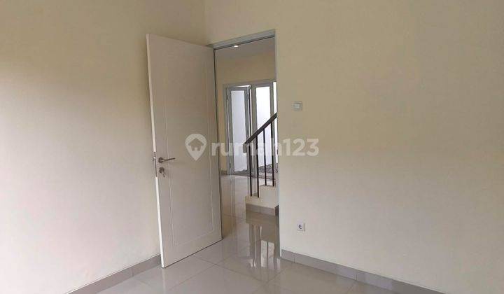 kamar tidur rumah asri murah 2 lantai