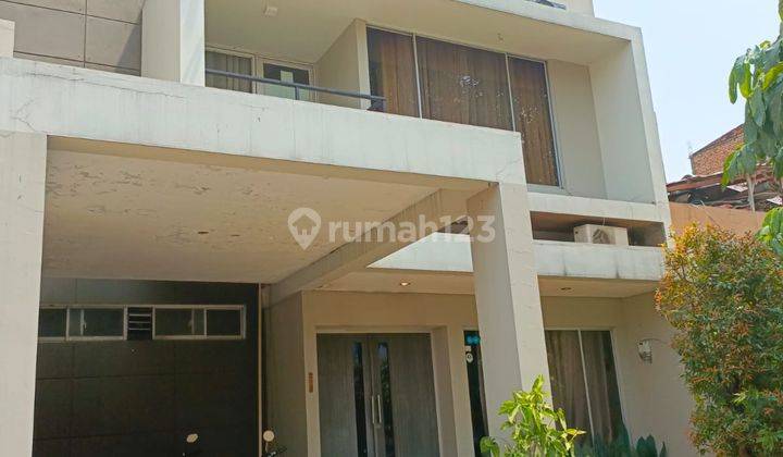 Rumah Modern Minimalis After Renovasi Dalam Cluster Raffless Hills Cibubur 1