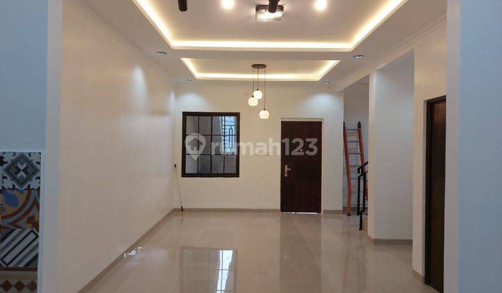 Dijual Rumah Elegant Like New Dalam Cluster Favorite Kota Wisata 2