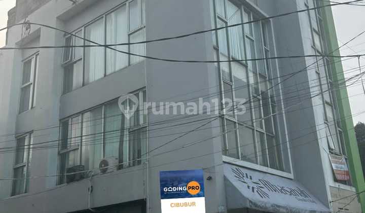 Quick Sale
Selling Cheap and Strategic Shophouses at Slashed Prices