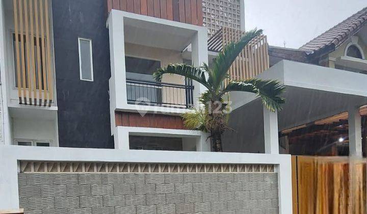 Dijual Rumah Cantik Siap Huni di Raffles Hills Dekat Tsm Cibubur 1