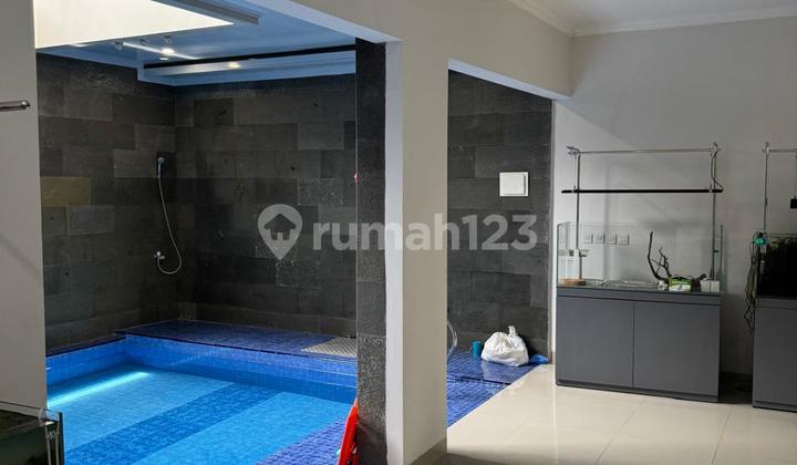 For Sale: 2-Story House with Swimming Pool in Cimanggis For Sale: 2-Story House with Swimming Pool in Cimanggis