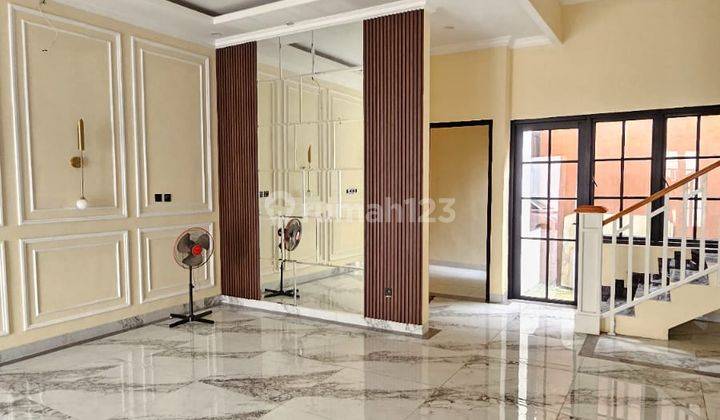 Turun Harga! Rumah Modern Classic 2,5 Lantai Dengan Rooftop Di Town House, Leuwinanggung 2