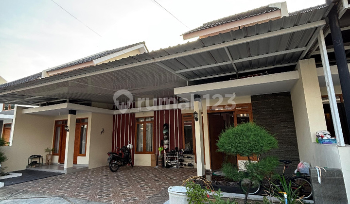 SOLO BARU, HUNIAN CANTIK LOKASI STRATEGIS DAN NYAMAN DALAM CLUSTER, LUAS 84M. SHM 1