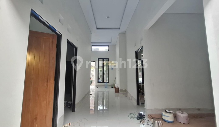 Modern House in the Finishing Process in Purwomartani Kalasan 2