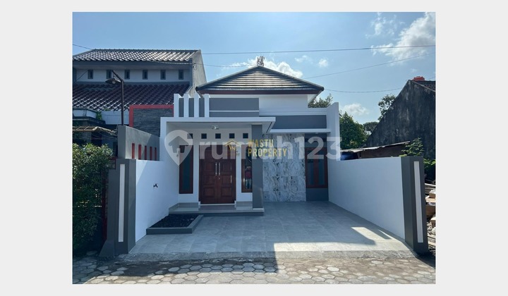 Rumah Minimalis Siap Huni Dekat Ringroad & Umy Rumah Minimalis Siap Huni Dekat Ringroad & Umy