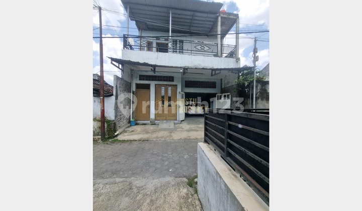 Affordable 2-Story Boarding House Near Giwangan Terminal Jogja 1