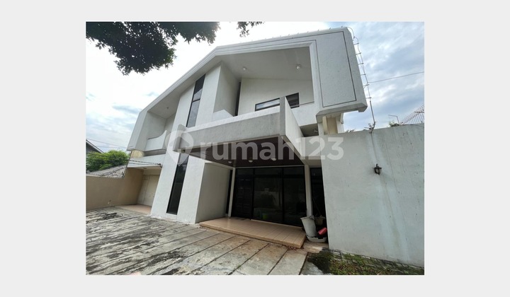 Large 2-Story House in Mampang Prapatan Near Mabes Polri