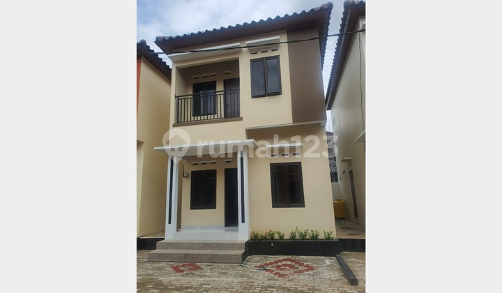 Rumah Siap Huni di Pondok Gede, 2Lt Harga Murah Rumah Siap Huni di Pondok Gede, 2Lt Harga Murah