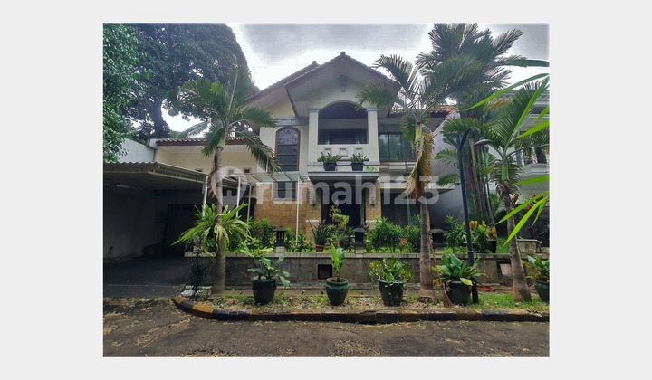 Rumah Besar Siap Huni Second di Lenteng Agung, Jagakarsa