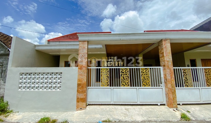 1 Unit Rumah Siap Huni Dekat Uii Terpadu Ngemplak Sleman 1 Unit Rumah Siap Huni Dekat Uii Terpadu Ngemplak Sleman