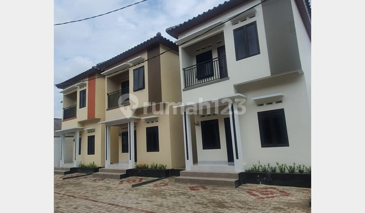 Rumah Murah di Cluster Hunian 2 Lantai Pondok Gede Rumah Murah di Cluster Hunian 2 Lantai Pondok Gede