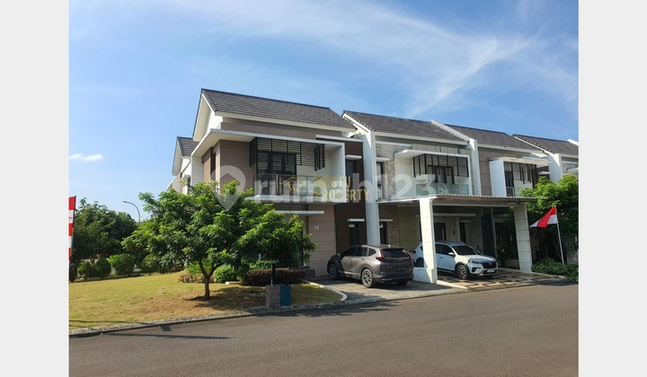 Rumah Hook Tanah Luas Siap Huni Dekat Summarecon Bekasi