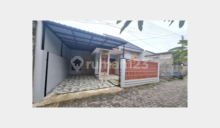 Rumah Modern Besar Siap Huni di Wedomartani Ngemplak Rumah Modern Besar Siap Huni di Wedomartani Ngemplak