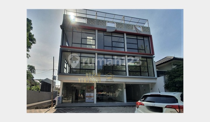 Affordable 3-Story Shophouse Strategic South Ragunan - Ready to Use 1