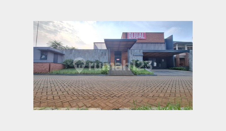 Rumah Mewah di Pondok Cabe Udik Ada Kolam Renang