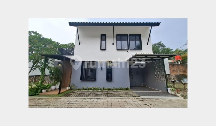 Rumah Cantik Premium di Ciganjur Dekat Rsud Jagakarsa